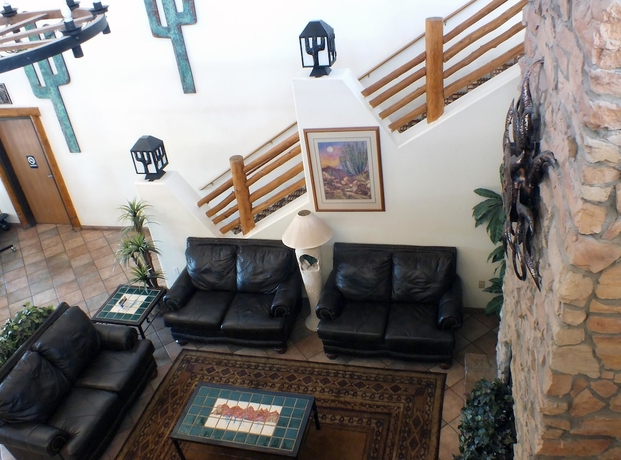 Imagen de los interiores del Hotel Best Western Gold Canyon Inn and Suites. Foto 18