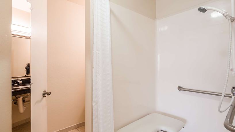 Imagen de la habitación del Hotel Best Western Golden Key. Foto 15