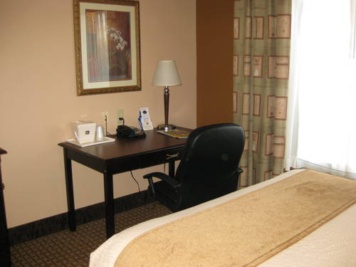 Imagen de la habitación del Hotel Best Western Granbury Inn and Suites. Foto 13