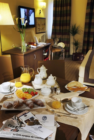 Imagen de la habitación del Hotel Best Western Grand Guinigi. Foto 11