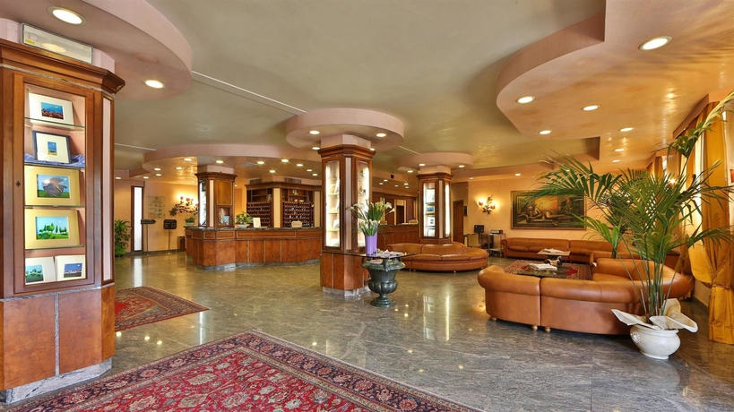 Imagen de los interiores del Hotel Best Western Grand Guinigi. Foto 15