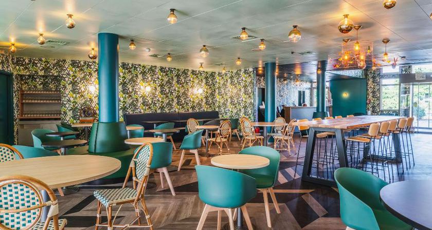 Imagen del bar/restaurante del Hotel Best Western Grand Parc. Foto 10