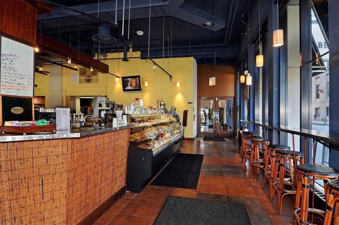 Imagen del bar/restaurante del Hotel Best Western Grant Park. Foto 3