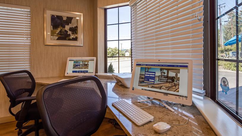 Imagen de los interiores del Hotel Best Western Grants Pass Inn. Foto 11