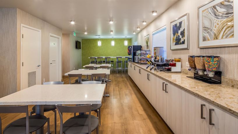 Imagen del bar/restaurante del Hotel Best Western Grants Pass Inn. Foto 6