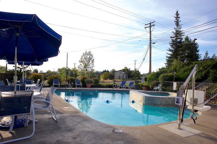 Imagen de la piscina del Hotel Best Western Grants Pass Inn. Foto 16