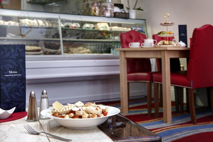 Imagen del bar/restaurante del Hotel Best Western Greater London. Foto 6