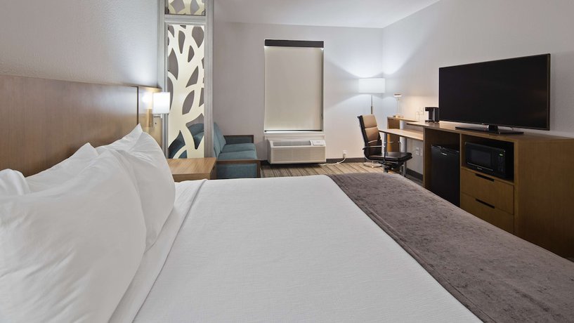 Imagen de la habitación del Hotel Best Western Green Oaks Inn. Foto 3