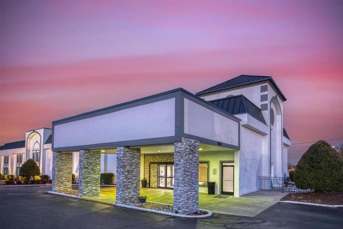 Imagen general del Hotel Best Western Greensboro Coliseum Inn. Foto 10