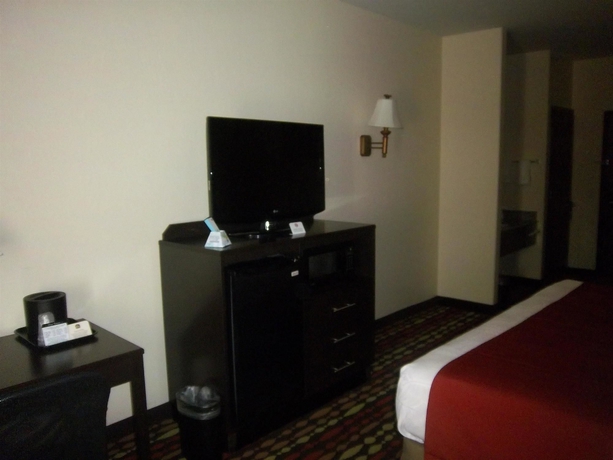 Imagen de la habitación del Hotel Best Western Greentree Inn and Suites. Foto 4
