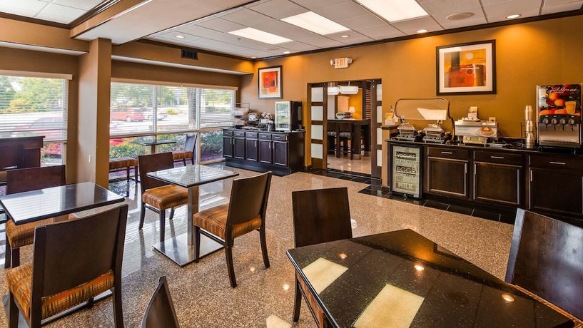 Imagen del bar/restaurante del Hotel Best Western Gwinnett Center. Foto 4