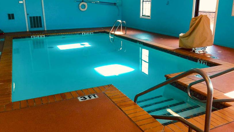 Imagen de la piscina del Hotel Best Western Halito Inn. Foto 19