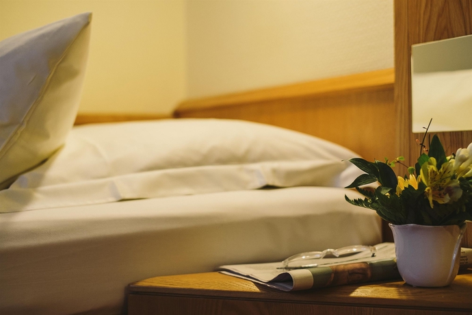 Imagen de la habitación del Hotel Best Western Hamburg International. Foto 11