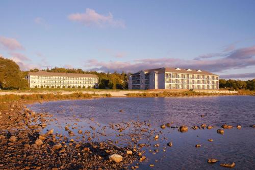 Imagen general del Hotel Best Western Harbour Pointe Lakefront. Foto 2