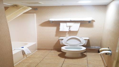 Imagen de la habitación del Hotel Best Western Hazlet Inn. Foto 9