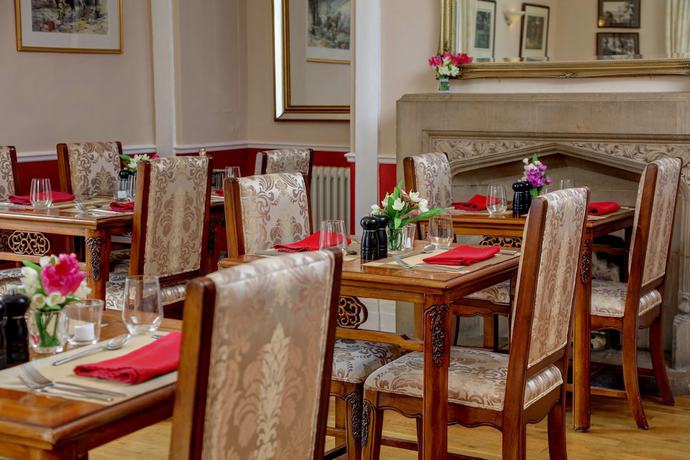 Imagen del bar/restaurante del Hotel Best Western Henbury Lodge. Foto 3