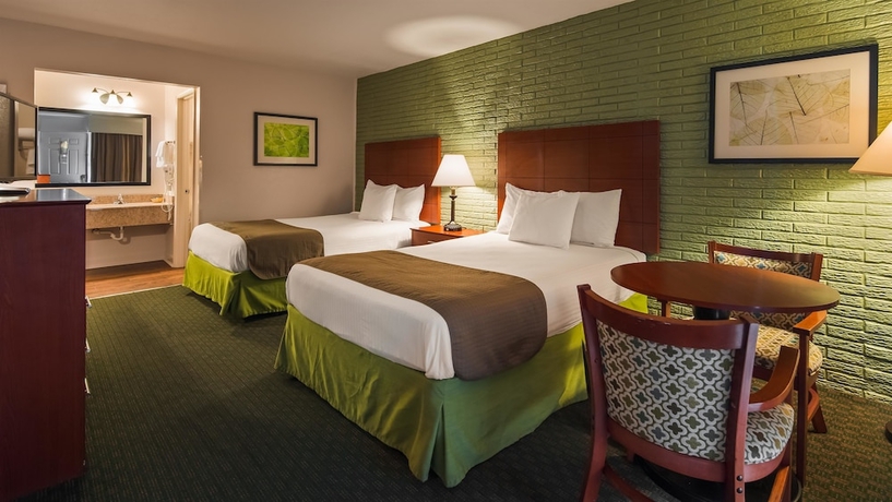 Imagen de la habitación del Hotel Best Western Hendersonville Inn. Foto 4