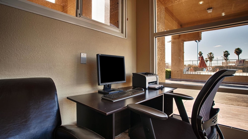 Imagen de los interiores del Hotel Best Western Heritage Inn, Bakersfield. Foto 14