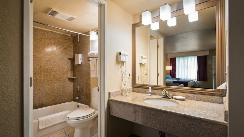 Imagen de la habitación del Hotel Best Western Heritage Inn, Concord. Foto 10