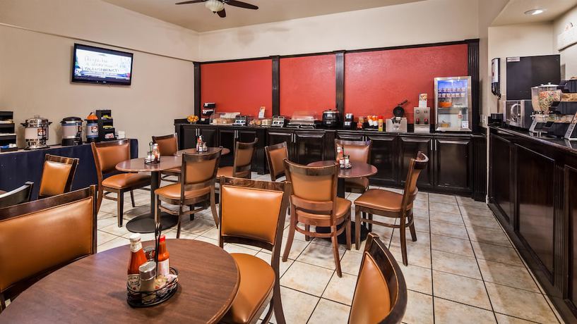 Imagen del bar/restaurante del Hotel Best Western Heritage Inn, Concord. Foto 3
