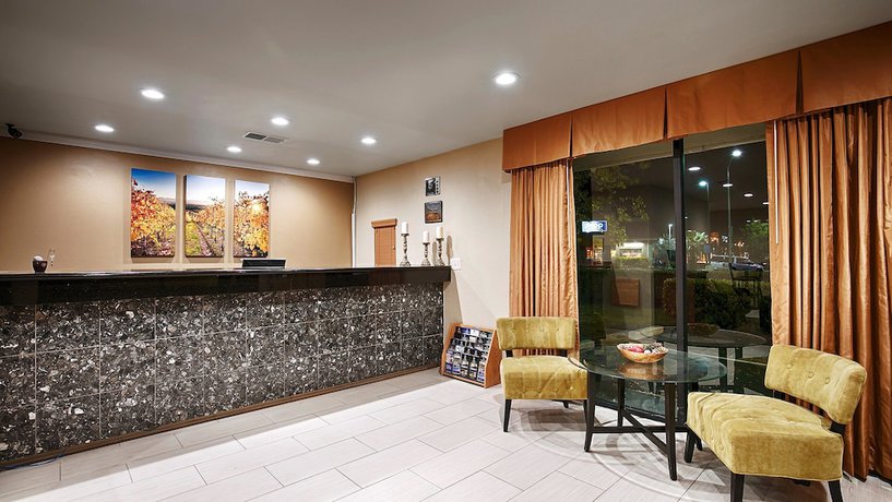 Imagen de los interiores del Hotel Best Western Heritage Inn, Vacaville. Foto 19