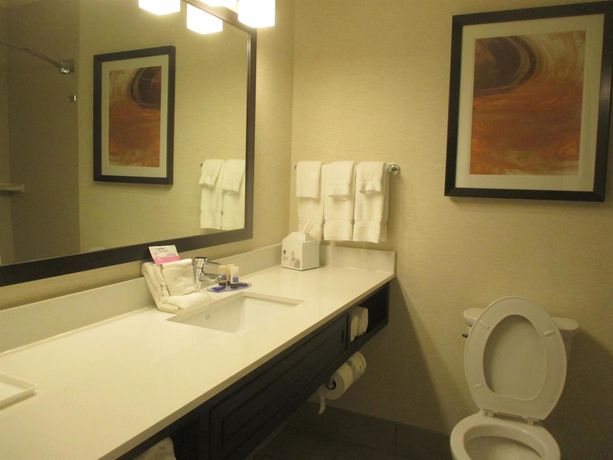 Imagen de los interiores del Hotel Best Western Hilliard Inn And Suites. Foto 9