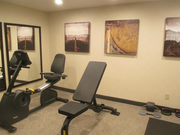 Imagen de los interiores del Hotel Best Western Hilliard Inn And Suites. Foto 11
