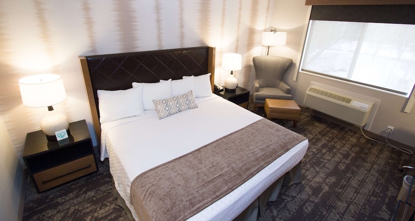 Imagen de la habitación del Hotel Best Western Holiday Hills. Foto 9