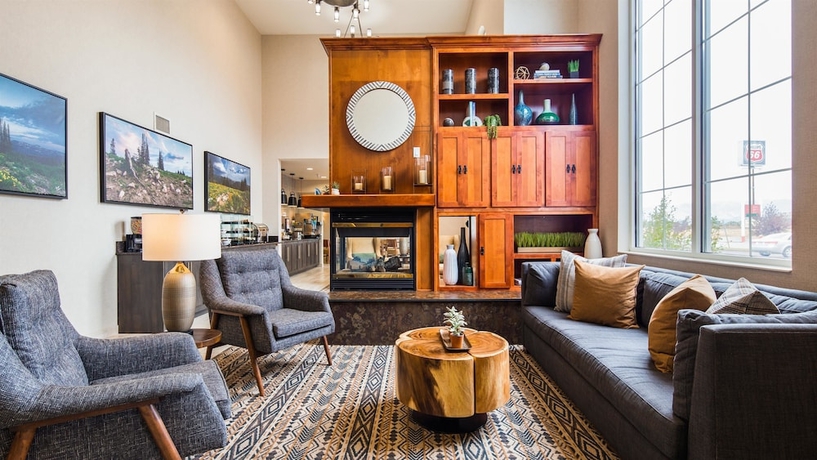 Imagen de los interiores del Hotel Best Western Holiday Hills. Foto 16