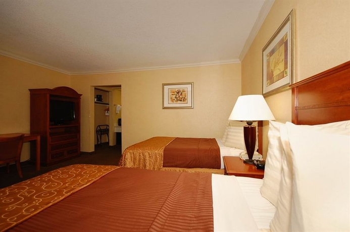 Imagen de la habitación del Hotel Best Western Hollywood Plaza Inn-hollywood Walk Of Fame - La. Foto 3