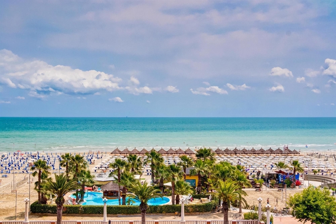 Imagen de los exteriores del Hotel Best Western Hotel Europa. Foto 10