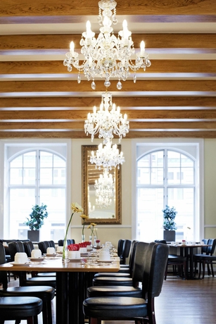 Imagen del bar/restaurante del Hotel Best Western Hotel Hebron. Foto 2