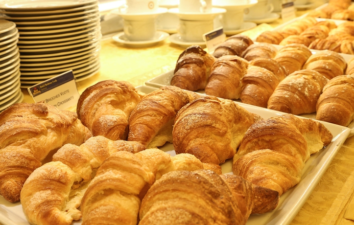 Imagen del bar/restaurante del Hotel Best Western Hotel Moderno Verdi. Foto 5