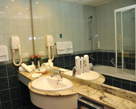 Imagen de la habitación del Hotel Best Western Hotel Turist. Foto 13