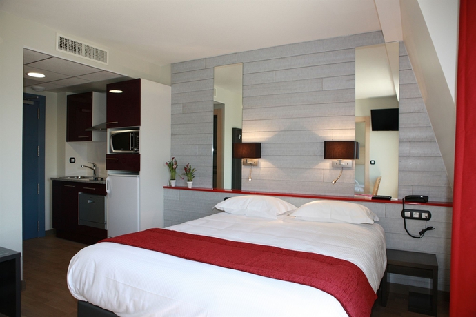 Imagen de la habitación del Hotel Best Western Hotel & SPA Pau Lescar Aeroport. Foto 9