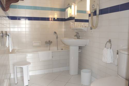 Imagen de la habitación del Hotel Best Western Hotel and SPA Coeur De Cassis. Foto 3