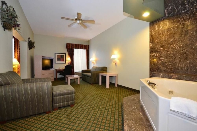 Imagen de la habitación del Hotel Best Western Houma Inn. Foto 8