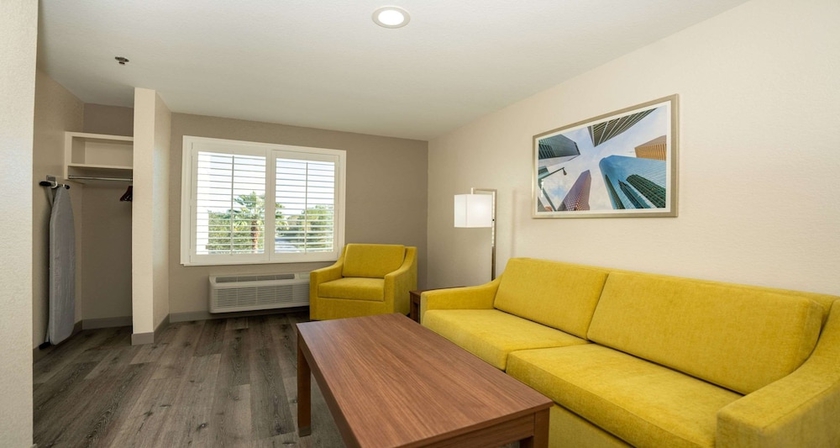 Imagen de la habitación del Hotel Best Western Houston Bush Intercontinental Airport Inn. Foto 11