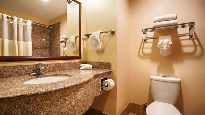 Imagen de la habitación del Hotel Best Western I-5 Inn & Suites. Foto 9