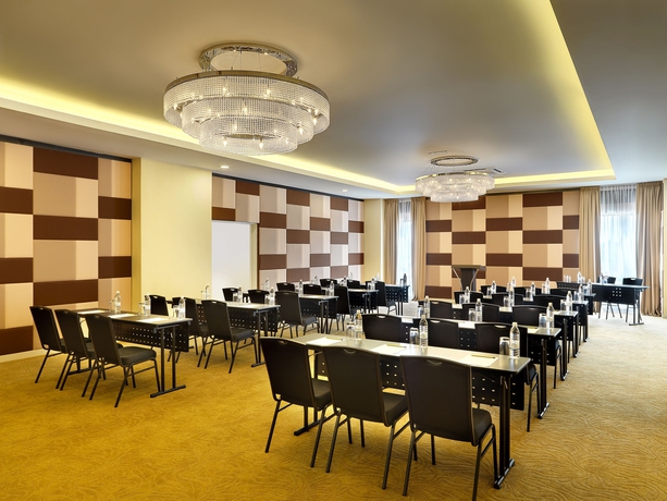 Imagen de los interiores del Hotel Best Western I-city Shah Alam. Foto 15