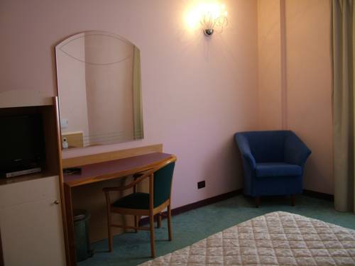 Imagen de la habitación del Hotel Best Western Imperiale. Foto 8