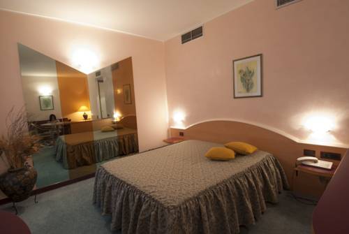 Imagen de la habitación del Hotel Best Western Imperiale. Foto 12