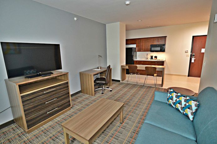 Imagen de la habitación del Hotel Best Western Ingleside Inn & Suites. Foto 15