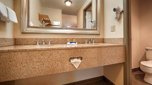 Imagen de la habitación del Hotel Best Western Inn At Face Rock. Foto 3