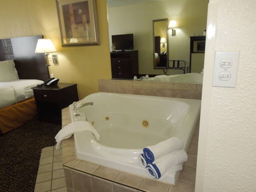 Imagen de la habitación del Hotel Best Western Inn, Elyria. Foto 7