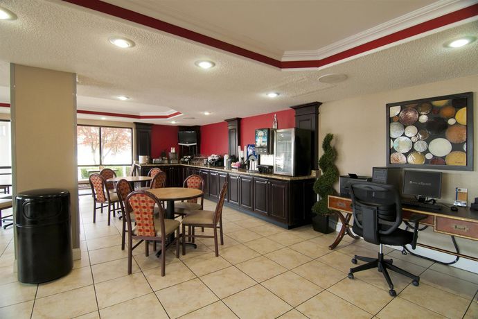 Imagen del bar/restaurante del Hotel Best Western Inn, North Gate. Foto 5