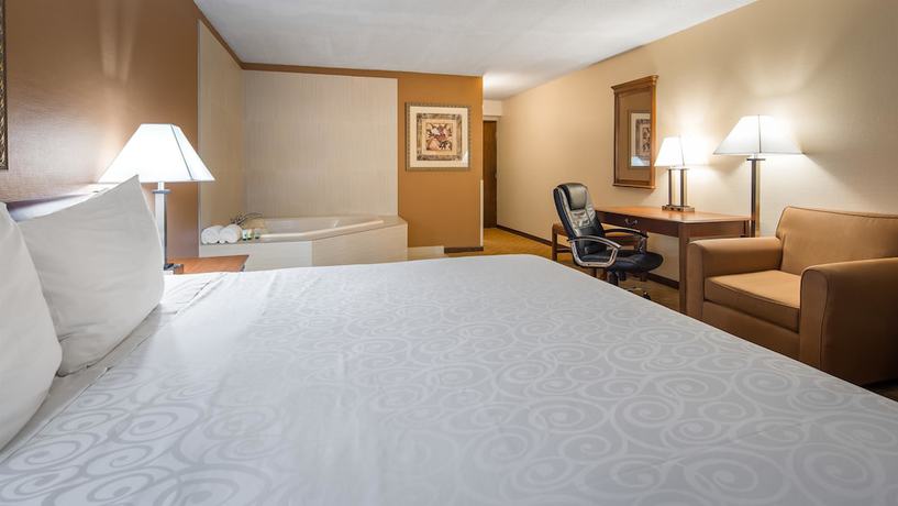 Imagen de la habitación del Hotel Best Western Inn Of St. Charles. Foto 3