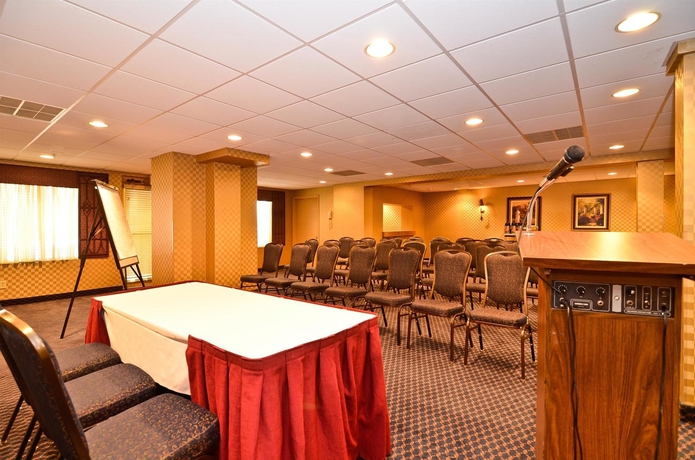 Imagen de los interiores del Hotel Best Western Inn On The Avenue. Foto 15