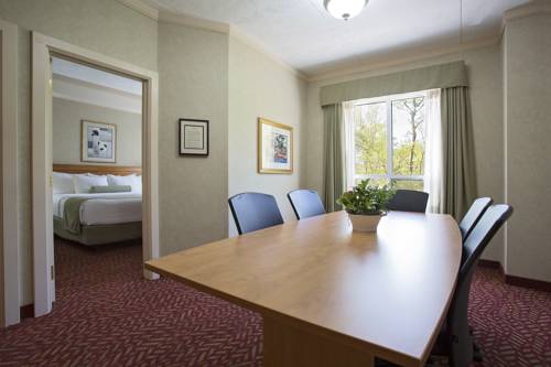 Imagen de la habitación del Hotel Best Western Inn On The Bay. Foto 15