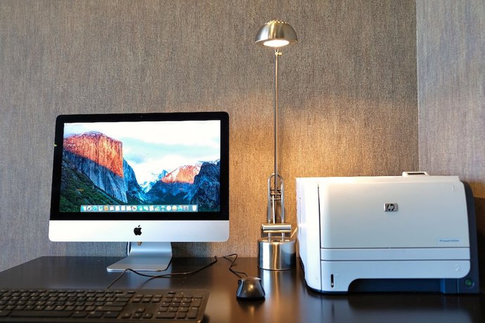 Imagen de los interiores del Hotel Best Western Inn, Redwood City. Foto 17